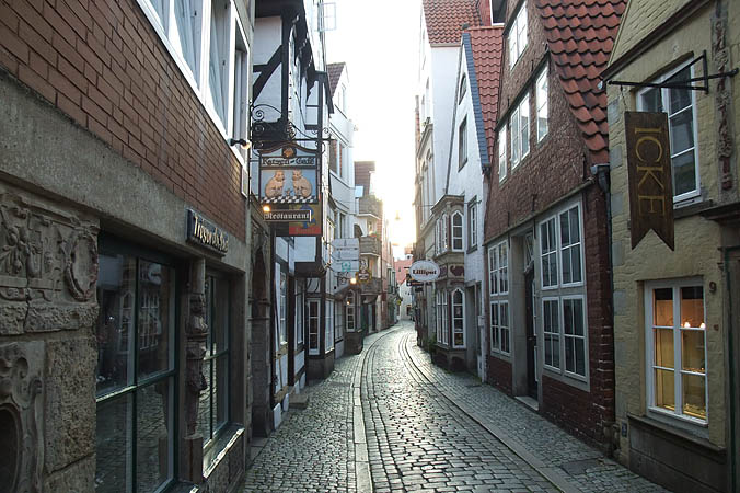 Bremerhaven - Das Schnoorviertel, Bremens ältester Straßenzug