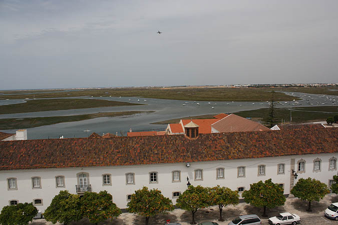 Portugal - Bald sitzen wir auch in einer startenden Maschine