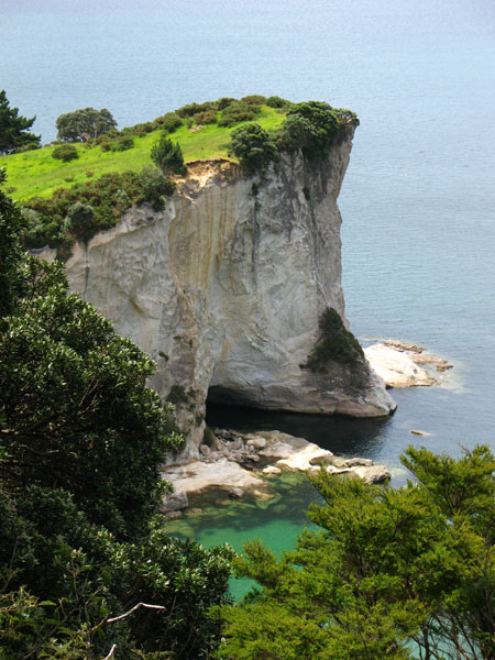 71_cathedral_cove_walkway_19_hk